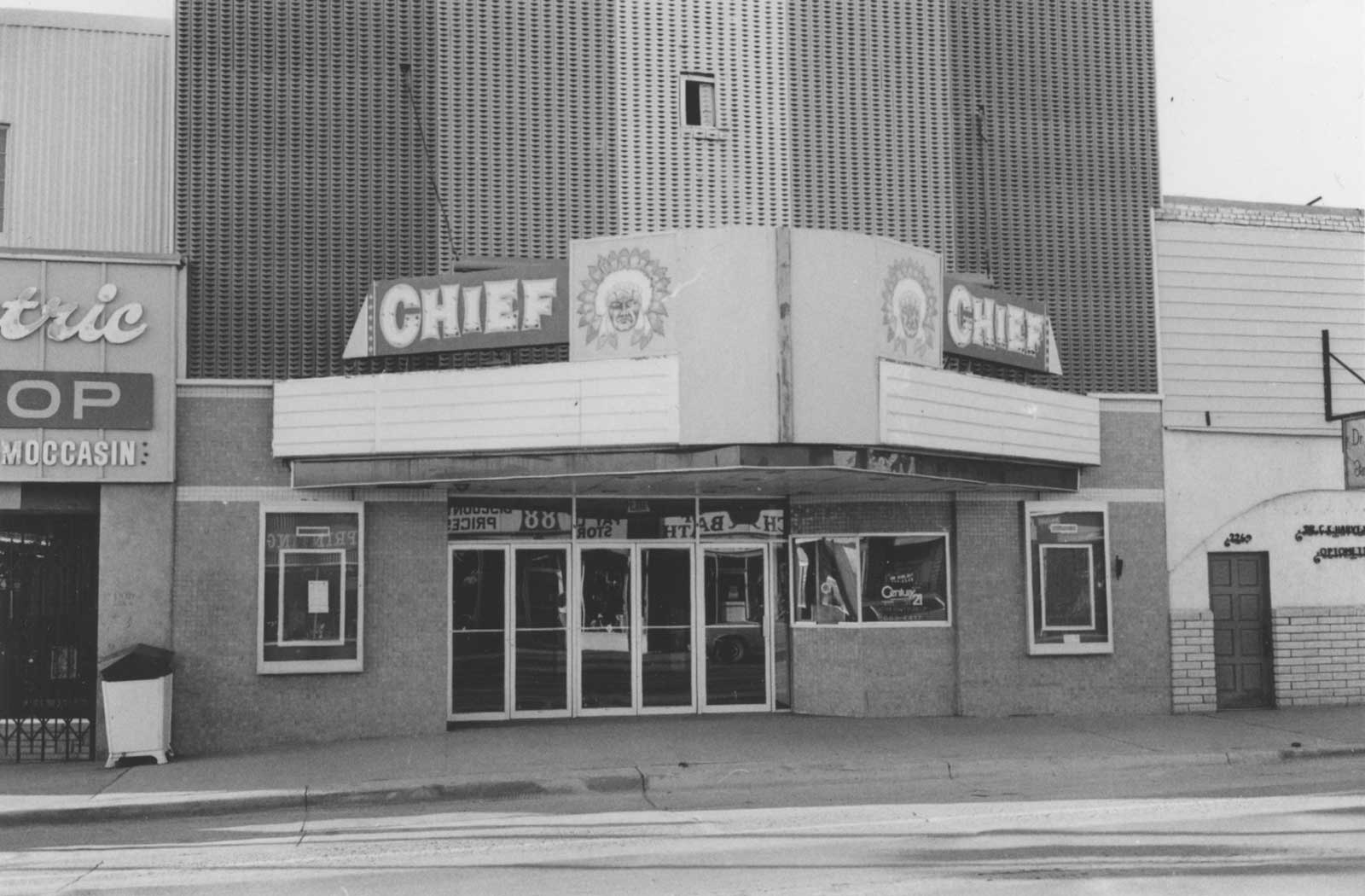 Theaters Photos - Chief