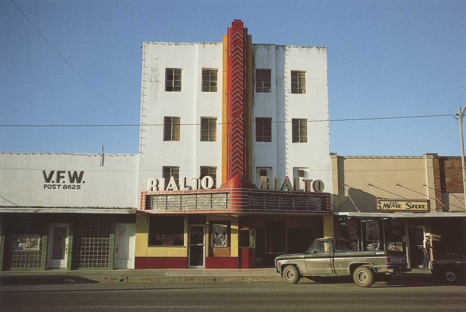 Theaters Photos - Rialto