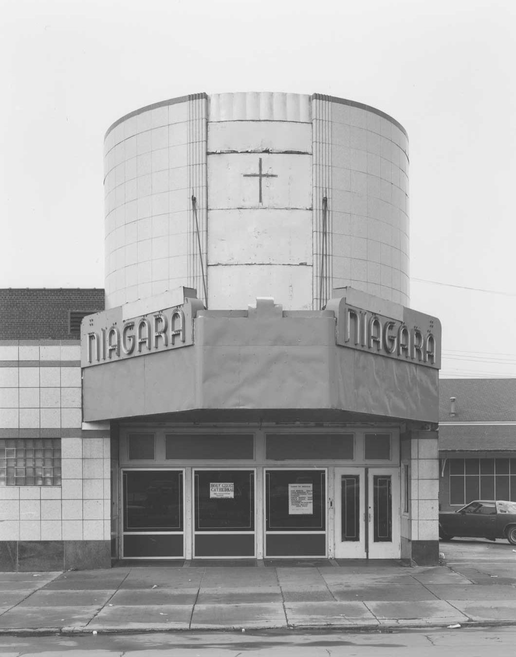 Niagara, Buffalo NY East Theater Photo Collection - Niagara