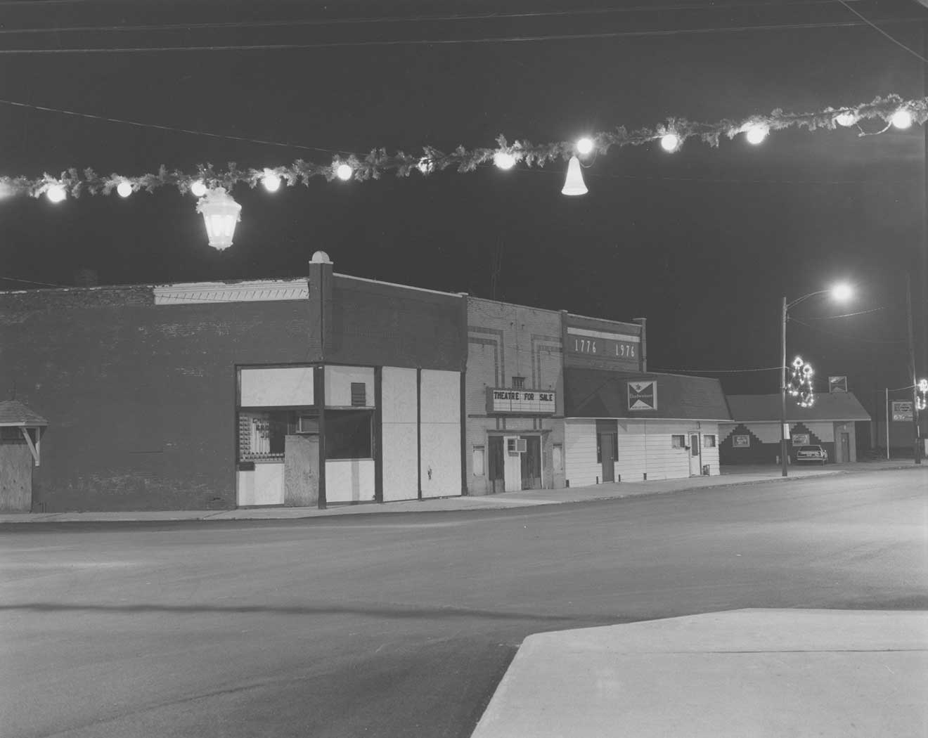 Roxy, Chenoa IL Midwest Theater Photo Collection - Roxy