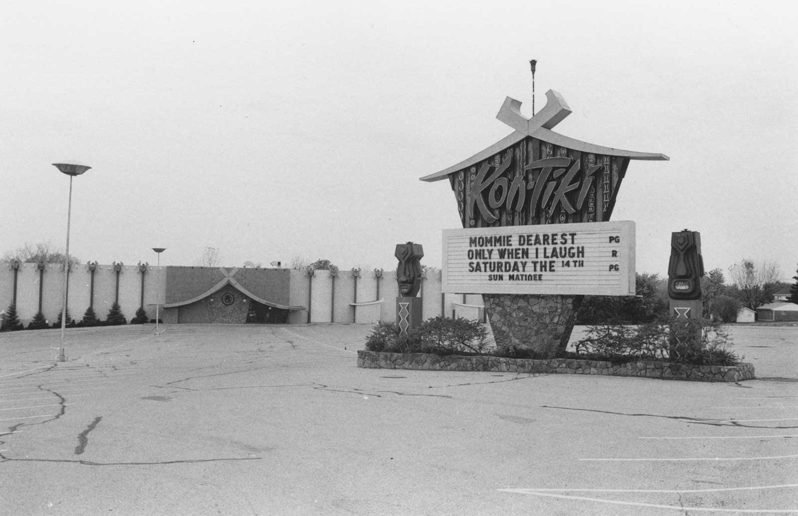 Kon Tiki, Dayton OH Midwest Theater Photo Collection - Kon Tiki