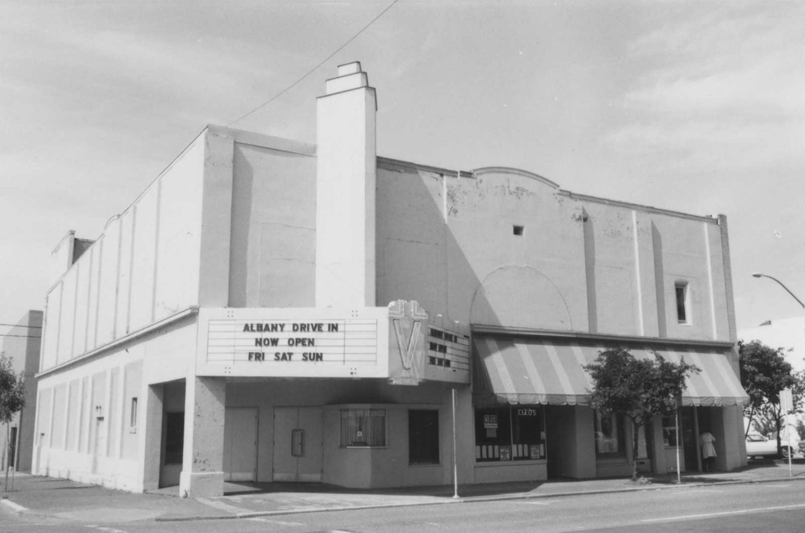 Venetian, Albany OR Venetian, Albany OR